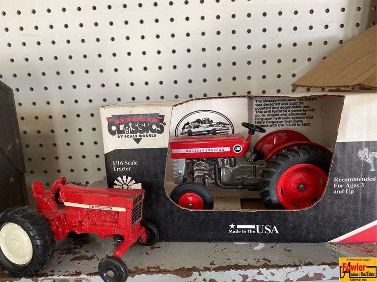 Massey Ferguson 1/16 Diecast Toy 135 Tractor & International Diecast Tractor image