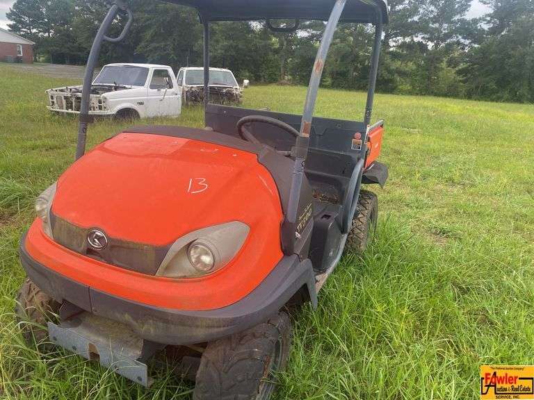 Kubota RTV500 4x4 Utility Vehicle With Dump Bed image