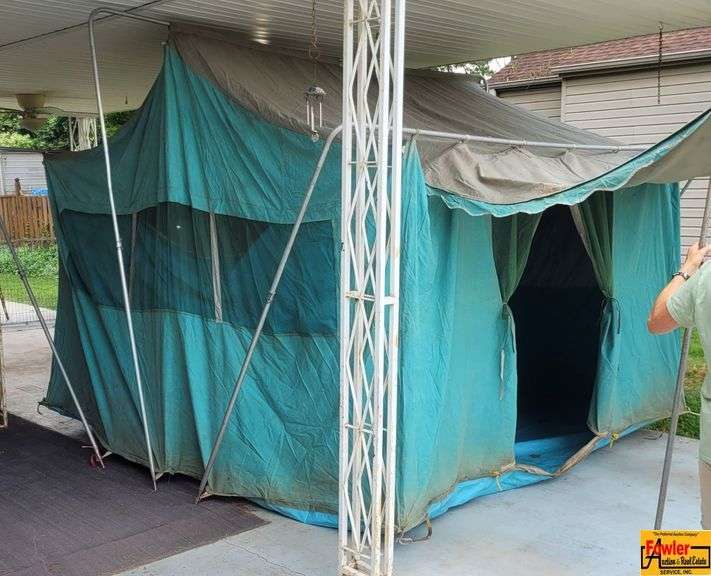 10'x12' Canvas Tent With Vertical Walls, Poles & Stakes image