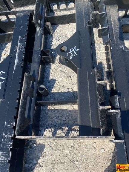 Front Plate For Skid Steer image
