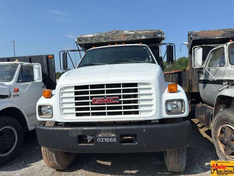 1999 GMC Dump Truck; 77,830 Miles; VIN 1GDP7H1C2XJ514465 (021668). See video. image