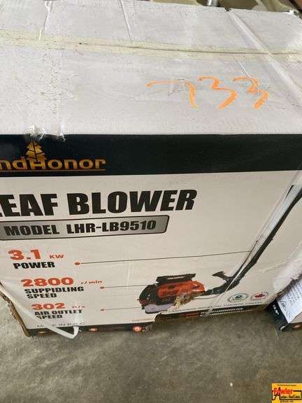 LEAF BLOWER image