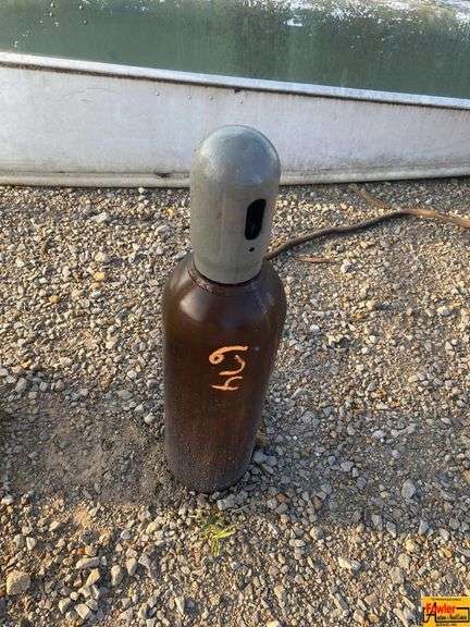 Acetylene Tank image