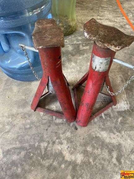 (2) Jack Stands image