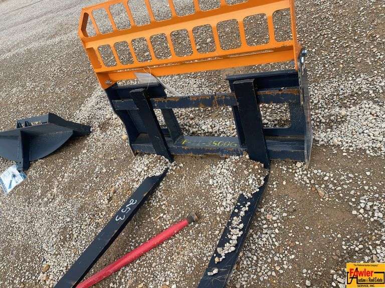 Land Honor Pallet Forks