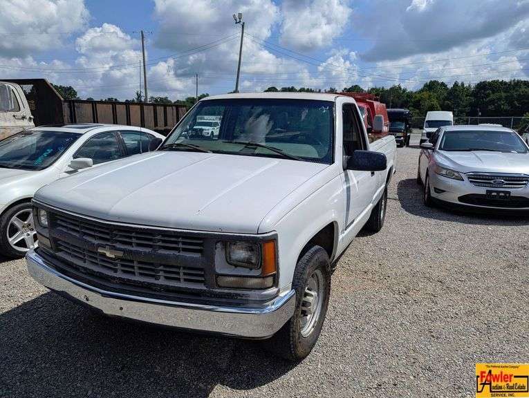 1999 Chevrolet 2500 Pick Up Truck; 215,923 Miles; VIN 1GCGC24R4XR715531 image