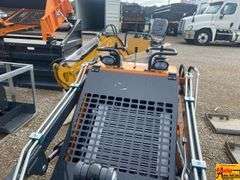 Land Hero HT380 Mini Skid Steer Loader