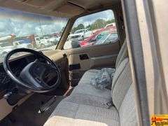 1989 Ford Bronco II XLT has blown head gasket & missing some parts; 164,099 Miles; VIN 1FMCU12T4KUC76672