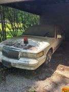 1996 Lincoln Town Car; VIN 1LNLM81W0TY715896; Selling For Parts Only.  No Title-BILL OF SALE ONLY.