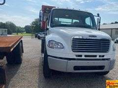 2018 Freightliner Grapple Truck; 25,480 Miles; VIN 1FVACYFE9JHJL1934.  See video.
