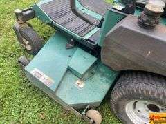 Bunton Textron BZT3310 Commercial Zero Turn Mower.  Runs good.  See video.