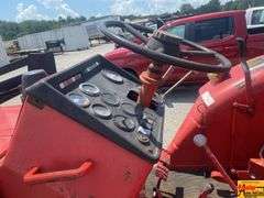 Belarus 530 Tractor, SN 830951 With Bucket With Teeth.  Has diesel leak and hydraulics run hot after long use.  See video.