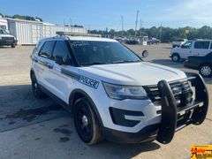 2017 Ford Explorer Police Interceptor; 135,785 Miles; VIN 1FM5K8AR2HGD92733 (021911)  IMPORTANT.  Only municipal purchasing agents may bid.  Please call our office at (256) 420-4454 to be approved.  See video.