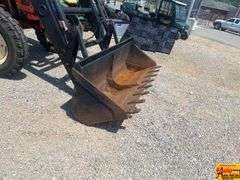 Belarus 530 Tractor, SN 830951 With Bucket With Teeth.  Has diesel leak and hydraulics run hot after long use.  See video.