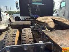 1999 GMC C8500 Truck; 89,593 Miles; VIN 1GDP7H1C6XJ514288 (021667).  See video.