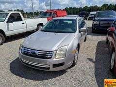 2007 Ford Fusion SE; 193386 Miles; VIN 3FAHP07Z67R235554.  See video.