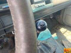 1996 GMC Topkick Sleeper Flat Bed Truck With Caterpillar Engine; 317,168 Miles; VIN 1GDJ7H1J0TJ512602.  See video.