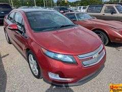2012 Chevrolet Volt; 185,130 Miles; VIN 1G1RB6E44CU115321.  See video.