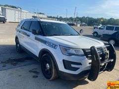 2017 Ford Explorer Police Interceptor; 135,785 Miles; VIN 1FM5K8AR2HGD92733 (021911)  IMPORTANT.  Only municipal purchasing agents may bid.  Please call our office at (256) 420-4454 to be approved.  See video.