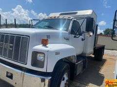 1996 GMC Topkick Sleeper Flat Bed Truck With Caterpillar Engine; 317,168 Miles; VIN 1GDJ7H1J0TJ512602.  See video.