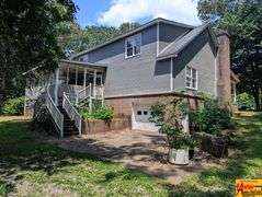 3-Bedroom Home On 2.7 Acres±