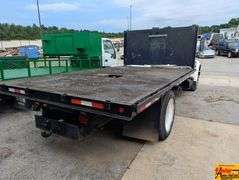 1997 Ford F-800 Flatbed, diesel, Cummins motor, Inline 6, automatic; 242,484 Miles; VIN 1FDNF82C2WVA07680.  See video.