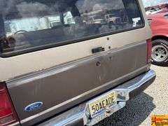 1989 Ford Bronco II XLT has blown head gasket & missing some parts; 164,099 Miles; VIN 1FMCU12T4KUC76672