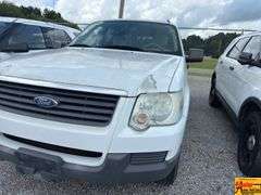 2006 Ford Explorer; 98,113 Miles; VIN 1FMEU62E6UB51027 (021446).  See video.