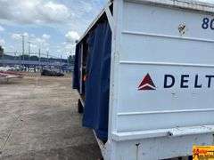 Airline Luggage Cart (view & pick up at Fowler Auction)