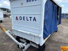 Airline Luggage Cart (view & pick up at Fowler Auction)