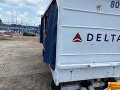 Airline Luggage Cart (view & pick up at Fowler Auction)