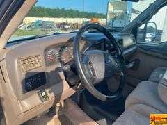 2002 Ford F-250 4WD, 7.3 diesel, 230,367 Miles; VIN 1FTNW21F42EB51416; See video.