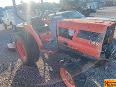 Kubota L3010 GST 4WH DR Tractor (finish mower in picture not included).  See video.