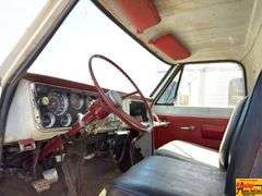 Chevrolet C60 Grain Truck, does not run; VIN CE631P132863; 87,323 miles; BILL OF SALE ONLY.