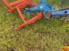 Farmtrac 5040 Tractor Front End Loader & Other Loaders