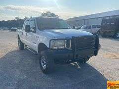 2002 Ford F-250 4WD, 7.3 diesel, 230,367 Miles; VIN 1FTNW21F42EB51416; See video.