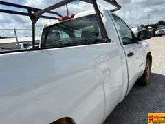 2013 Chevrolet Silverado Pick Up Truck; Has oil leak.  Miles unknown; VIN 1GCNCPEXXDZ149870.  See video.