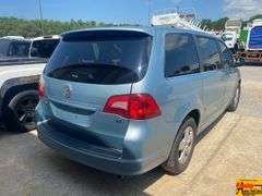 2010 Volkswagen Routan SE; 188,319 Miles; VIN 2V4RW3D10AR159205.  See video.