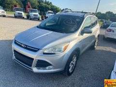 2013 Ford Escape SE With EcoBoost; 140,598 Miles; VIN 1FMCU0GX0DUD07165.  See video.