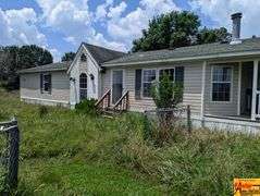 28' x 64' 3-Bedroom Mobile Home On 1.22 Acres±.  Will be sold "Bill Of Sale Only".