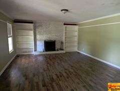 3-Bedroom Home On 2.7 Acres±