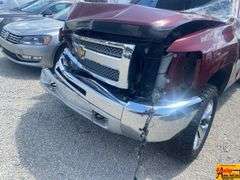 2013 Chevrolet Silverado Z71 4X4 Pick Up Truck; VIN 3GCPKSE76DG280969; SALVAGE TITLE (NO KEY)