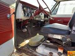 Chevrolet C60 Grain Truck, does not run; VIN CE631P132863; 87,323 miles; BILL OF SALE ONLY.