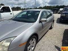 2007 Ford Fusion SE; 193386 Miles; VIN 3FAHP07Z67R235554.  See video.
