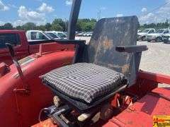 Belarus 530 Tractor, SN 830951 With Bucket With Teeth.  Has diesel leak and hydraulics run hot after long use.  See video.