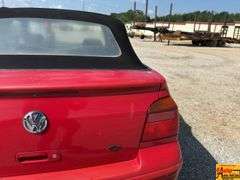 2002 Volkswagen Cabrio, has an electrical short; 157,426 Miles; VIN 3VWDC21V42M803955