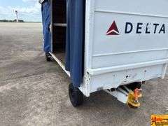 Airline Luggage Cart (view & pick up at Fowler Auction)