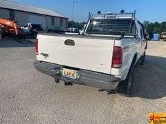 2002 Ford F-250 4WD, 7.3 diesel, 230,367 Miles; VIN 1FTNW21F42EB51416; See video.