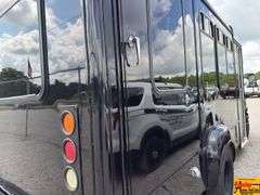 2006 Ford E-350 Goshen Van Super Duty; 216,442 Miles; VIN 1FDWE35L86DA32157 (021455).  See video.