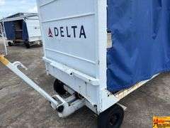 Airline Luggage Cart (view & pick up at Fowler Auction)